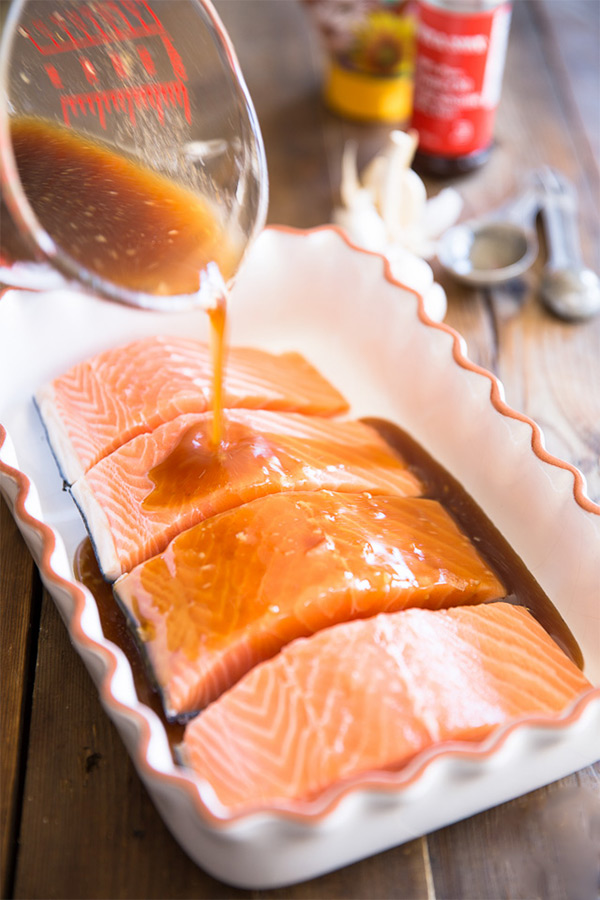 Первая фотография к инструкции по приготовлению рецепта Запеченный лосось в медово-имбирной глазури