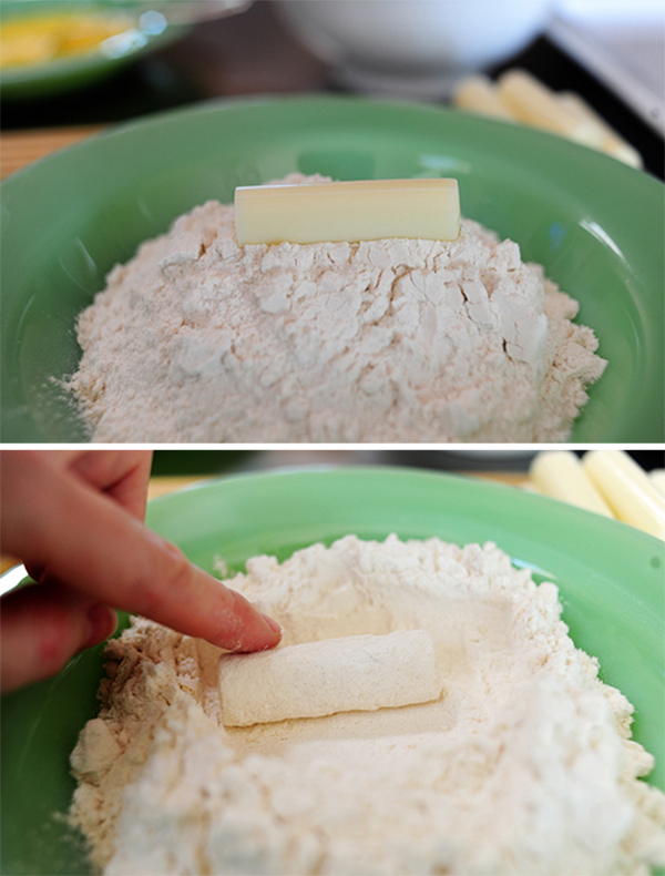 Шестая фотография к инструкции по приготовлению рецепта Сырные палочки Моцарелла