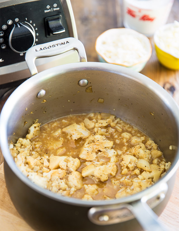 Вторая фотография к инструкции по приготовлению рецепта Сырная запеканка из цветной капусты и брокколи