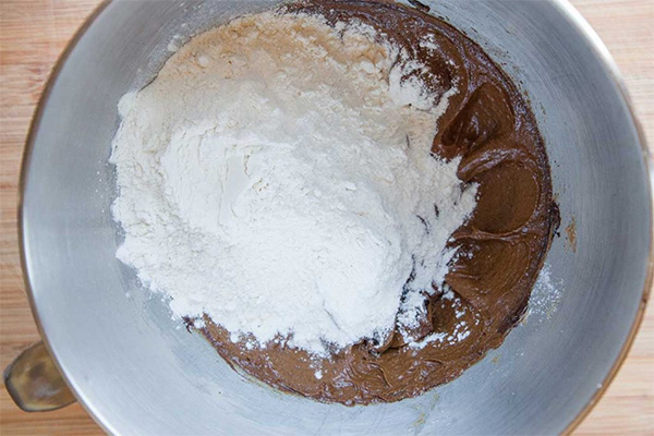 Четвертая фотография к инструкции по приготовлению рецепта Шоколадно-имбирное печенье