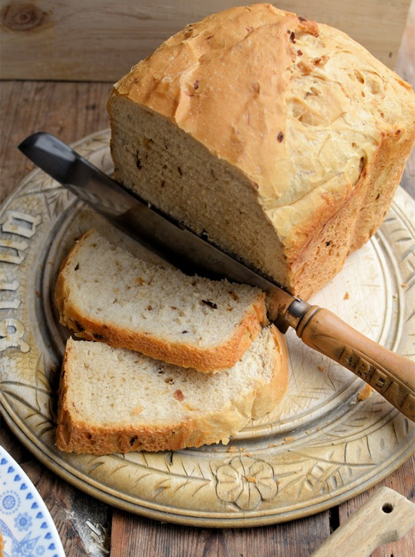 Чесночный хлеб в хлебопечке
