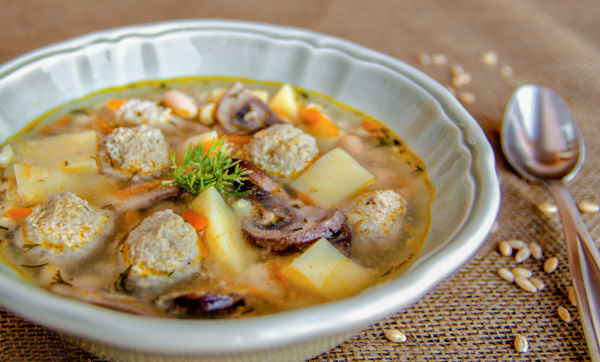 Десятая фотография к инструкции по приготовлению рецепта Турецкий суп с фрикадельками и шампиньонами