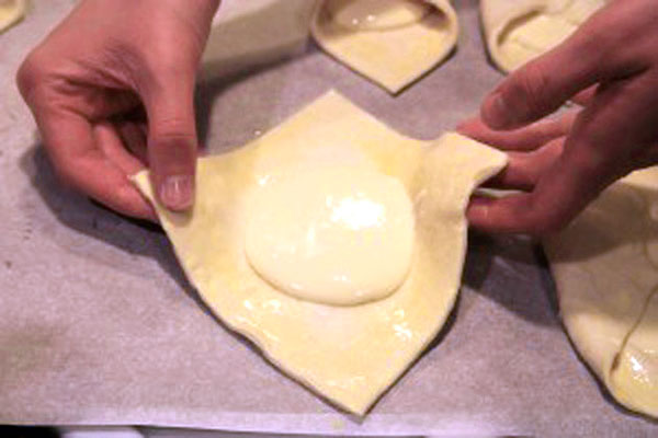 Восьмая фотография к инструкции по приготовлению рецепта Дениши со сливочным сыром
