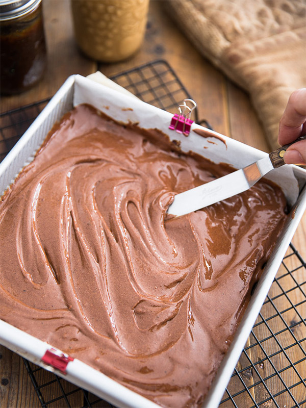 Десятая фотография к инструкции по приготовлению рецепта Брауни с шоколадной глазурью