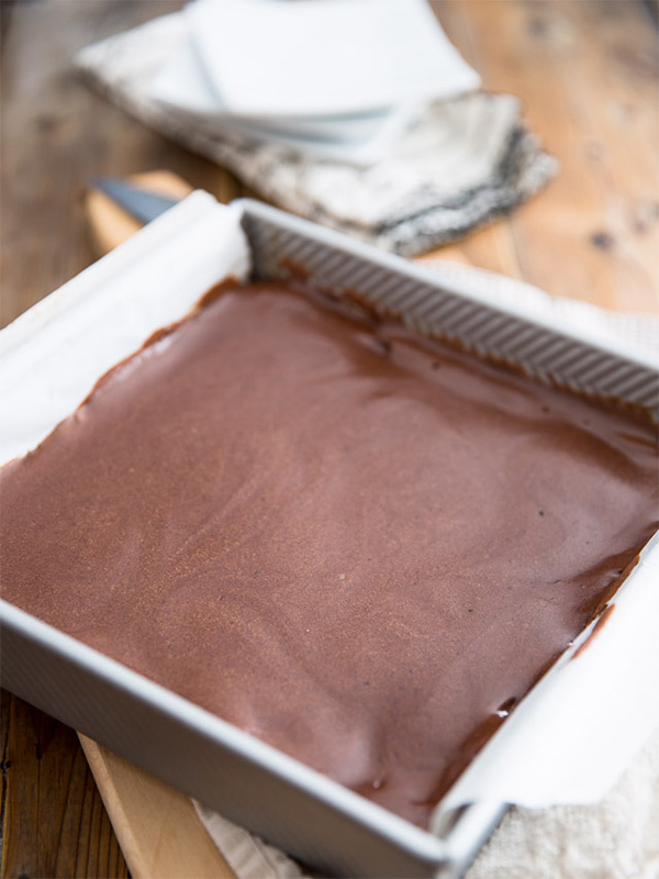 Одиннадцатая фотография к инструкции по приготовлению рецепта Брауни с шоколадной глазурью