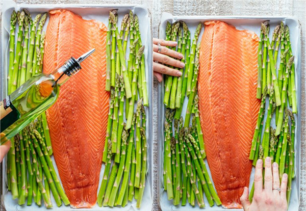 Четвертая фотография к инструкции по приготовлению рецепта Запеченный лосось со спаржей