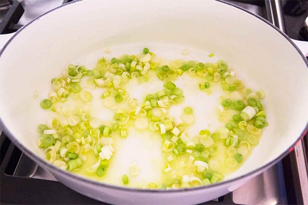 Вторая фотография к инструкции по приготовлению рецепта Весенний суп минестроне