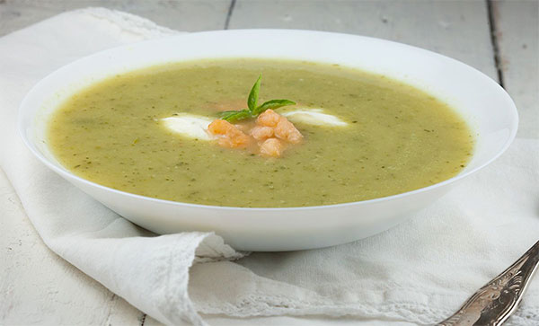 Вторая фотография к инструкции по приготовлению рецепта Крем-суп из кабачков с креветками